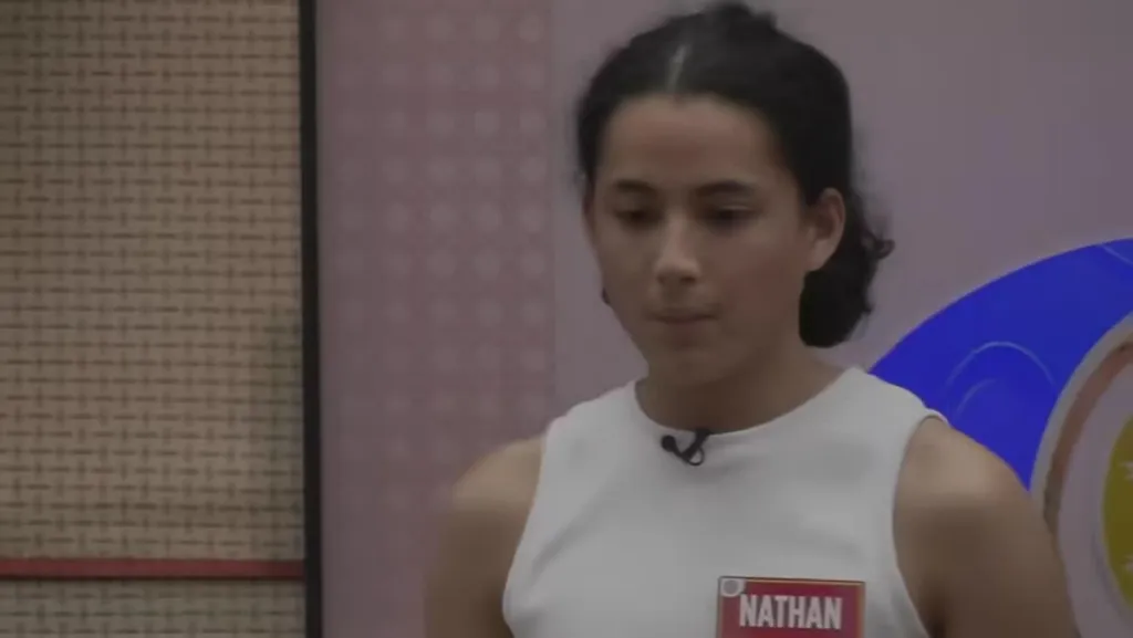 Nathan ng PBB Collab 3.0 habang ikinukuwento ang bowl ng kanyang papa