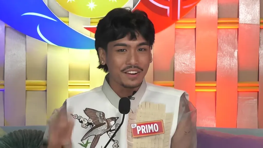 Si Primo ng PBB Collab 3.0 sa confession room habang nagbibiro tungkol sa libreng pagkain