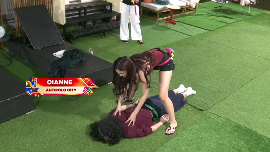 Si Cianne ng PBB Collab 3.0 na nagki-crack ng likod ni Nathan sa garden